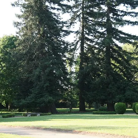 Chateau De 3* Bournand