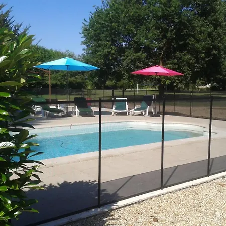 Bed & Breakfast Chateau De Bournand