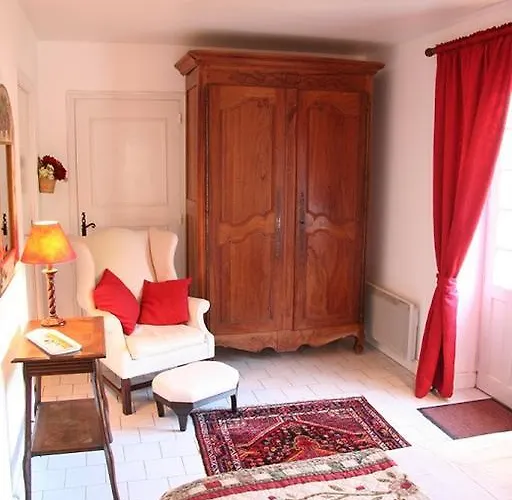 Bed and breakfast Chateau De 3*