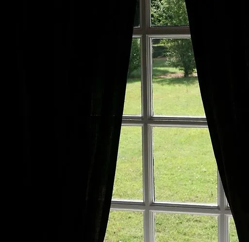 Chateau De Bed and breakfast 3*