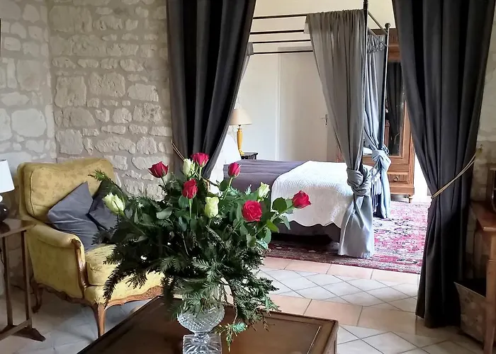 Chateau De 3* Bournand