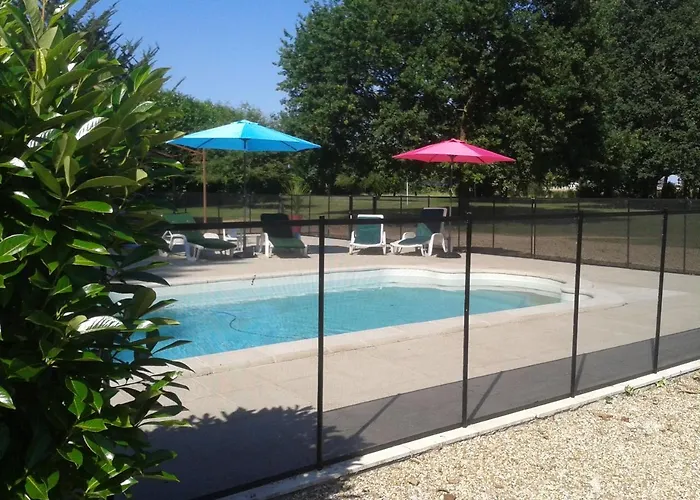 Bed and breakfast Chateau De Bournand