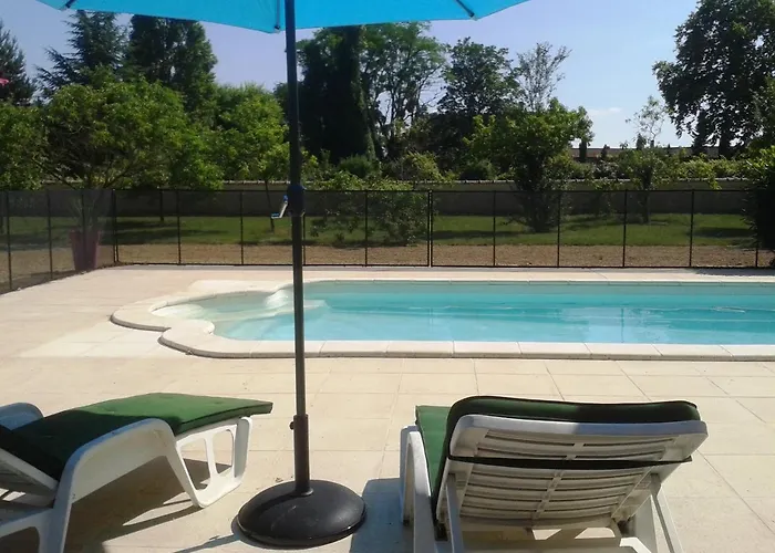 Chateau De 3* Bournand